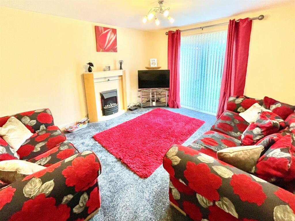 House in Barnsley, South Yorkshire - View 2