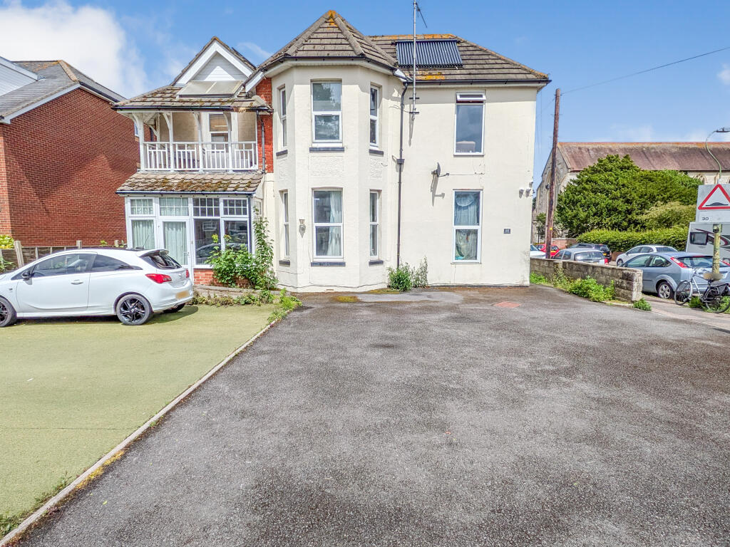 Main image of property: 68 Southbourne Road, Bournemouth, Dorset, BH6