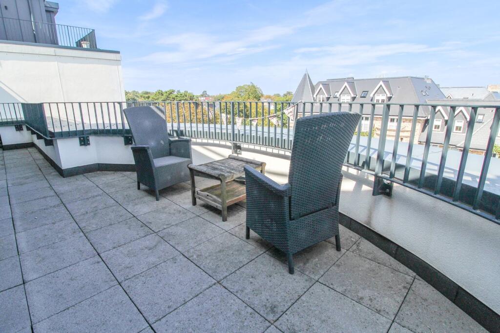 Apartment in Bournemouth - View 2
