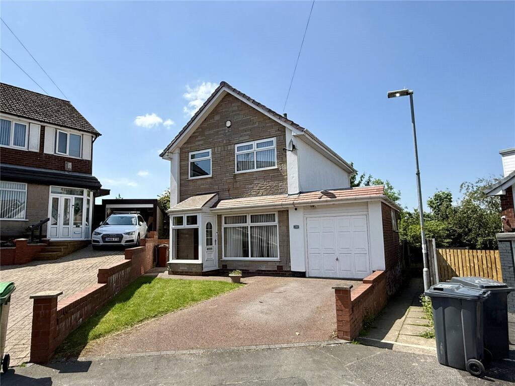 House in Oldham, Shaw Side, Watersheddings