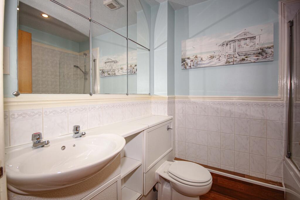 Apartment in London - View 6