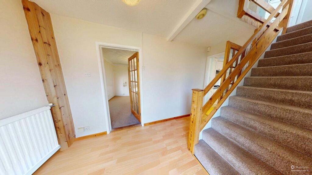 House in Vale of White Horse, Wootton - More