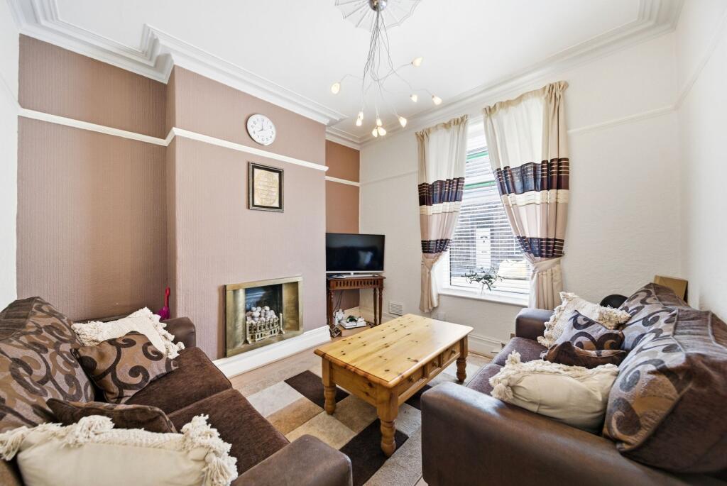 House in Rossendale, Lane Side - More