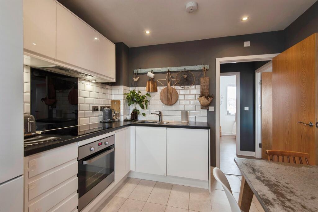 Keen Avenue, Buntingford photo 4