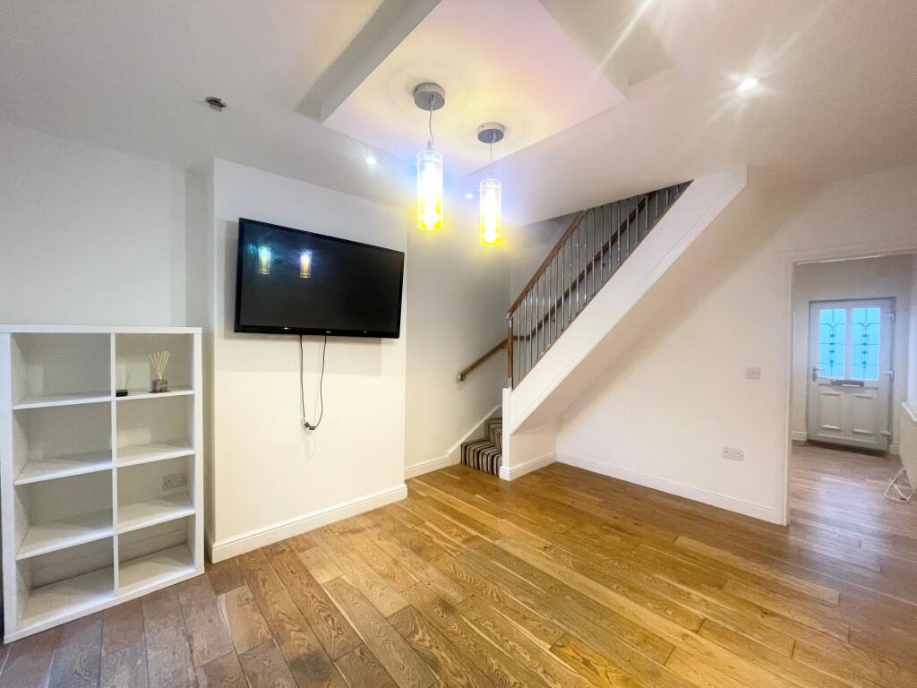 Main image of property: Rugby Road, Cubbington, Leamington Spa