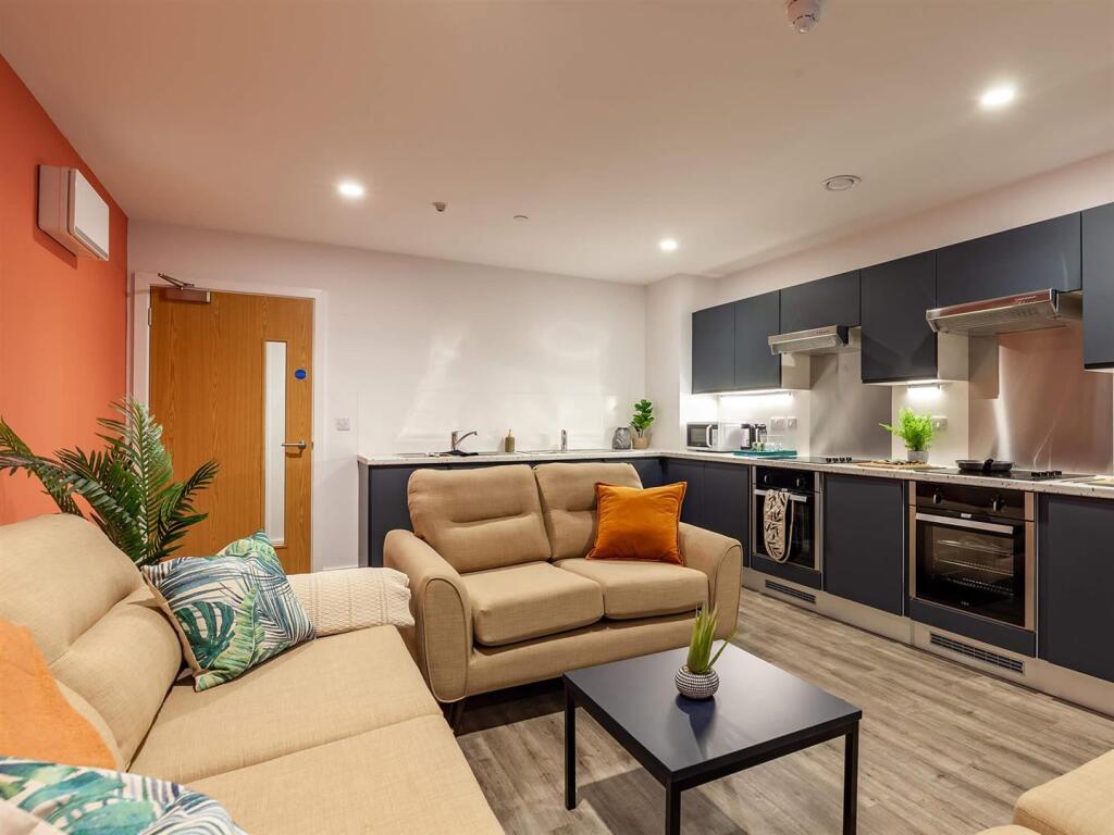 1 bedroom flat share for rent