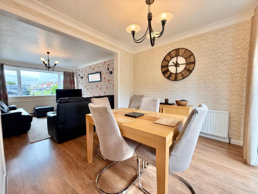 House in Tameside, Greater Manchester - View 5