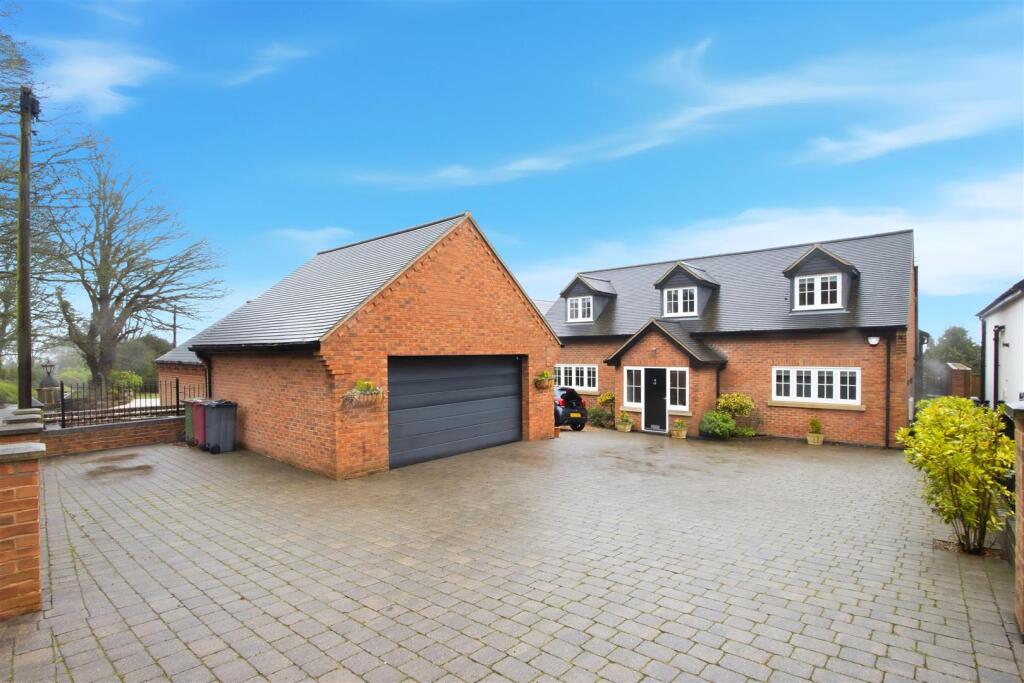 Main image of property: Longedge Lane, Wingerworth, Chesterfield
