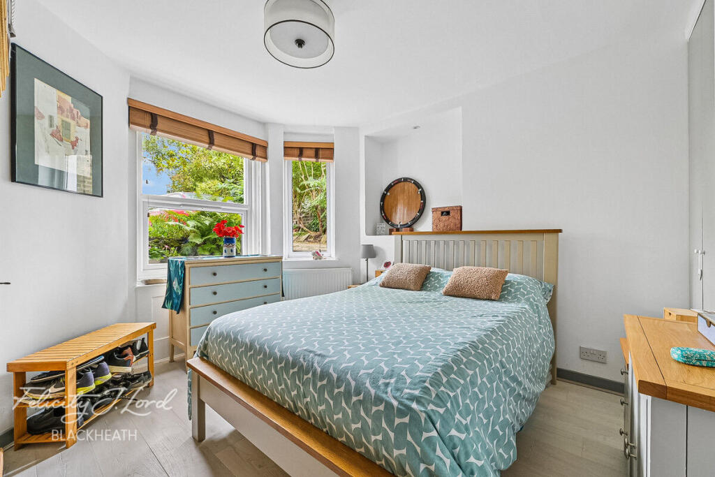 Apartment in London, Blackheath Royal Standard, East Greenwich - More
