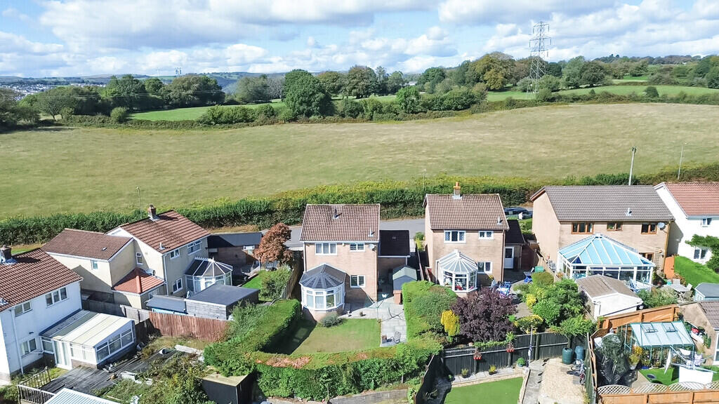 Beaumaris Way, Grove Park, Blackwood photo 2