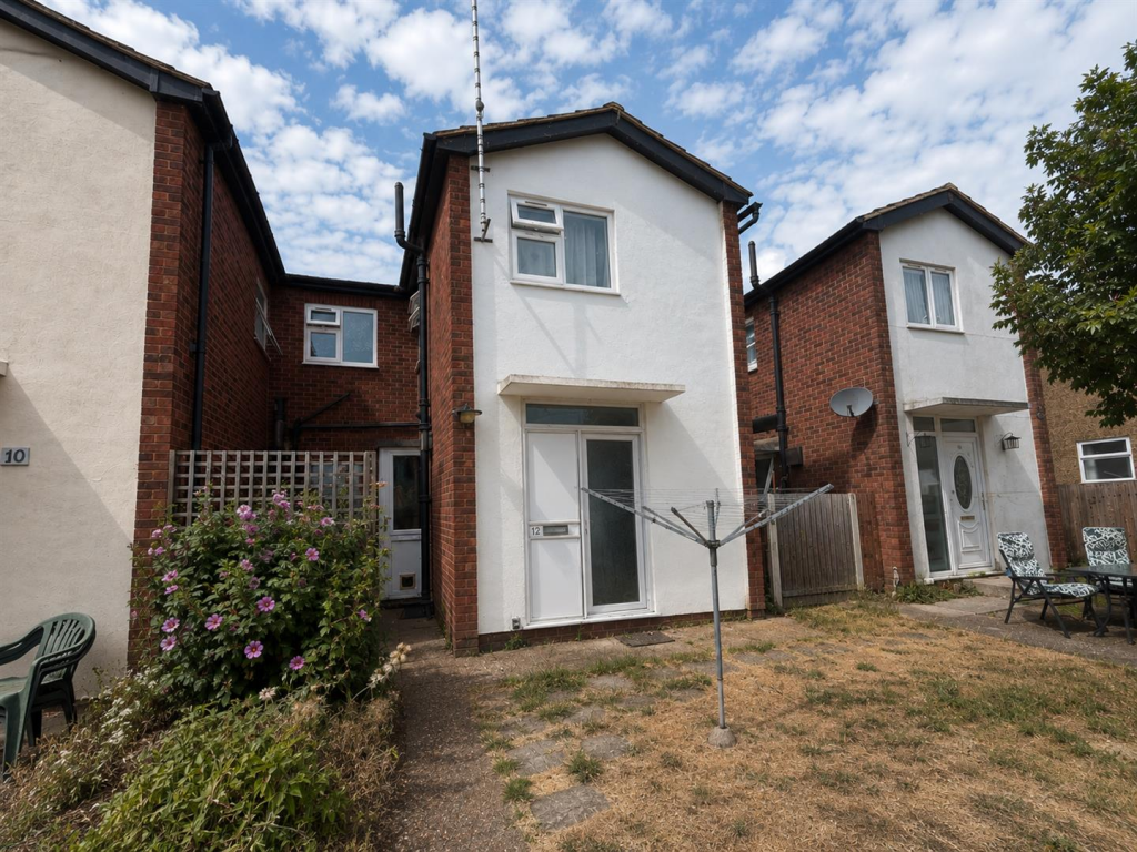 Main image of property: The Retreat, Grays
