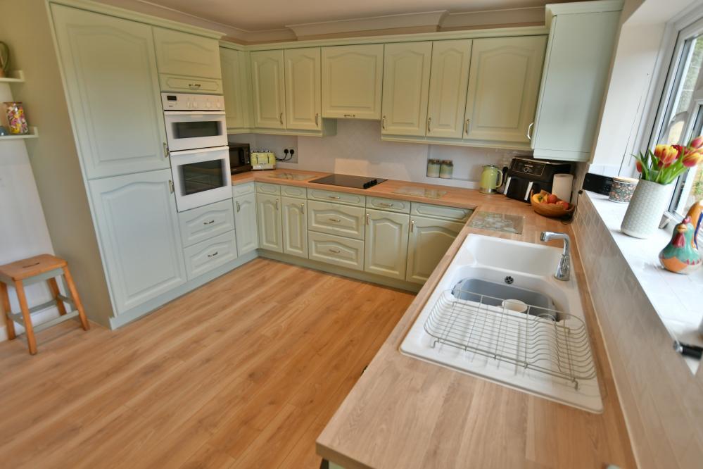 Gaunts Common, Wimborne, BH21 4JR photo 5