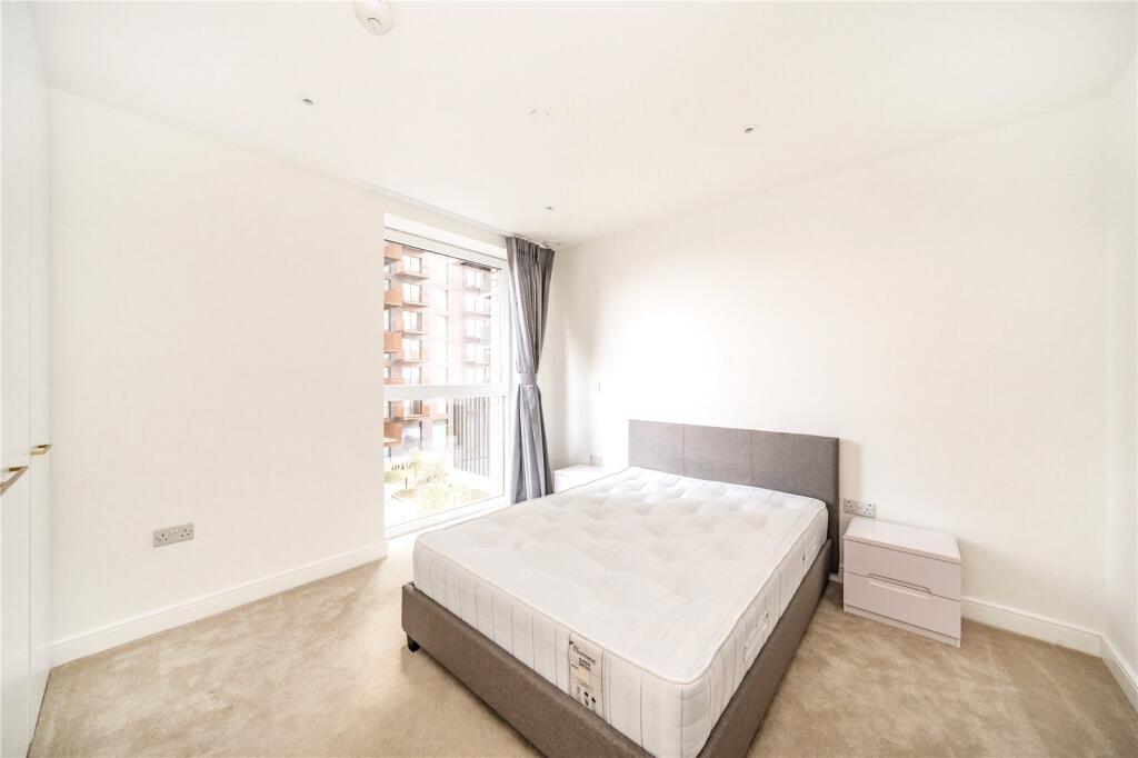 Apartment in Harrow - View 5