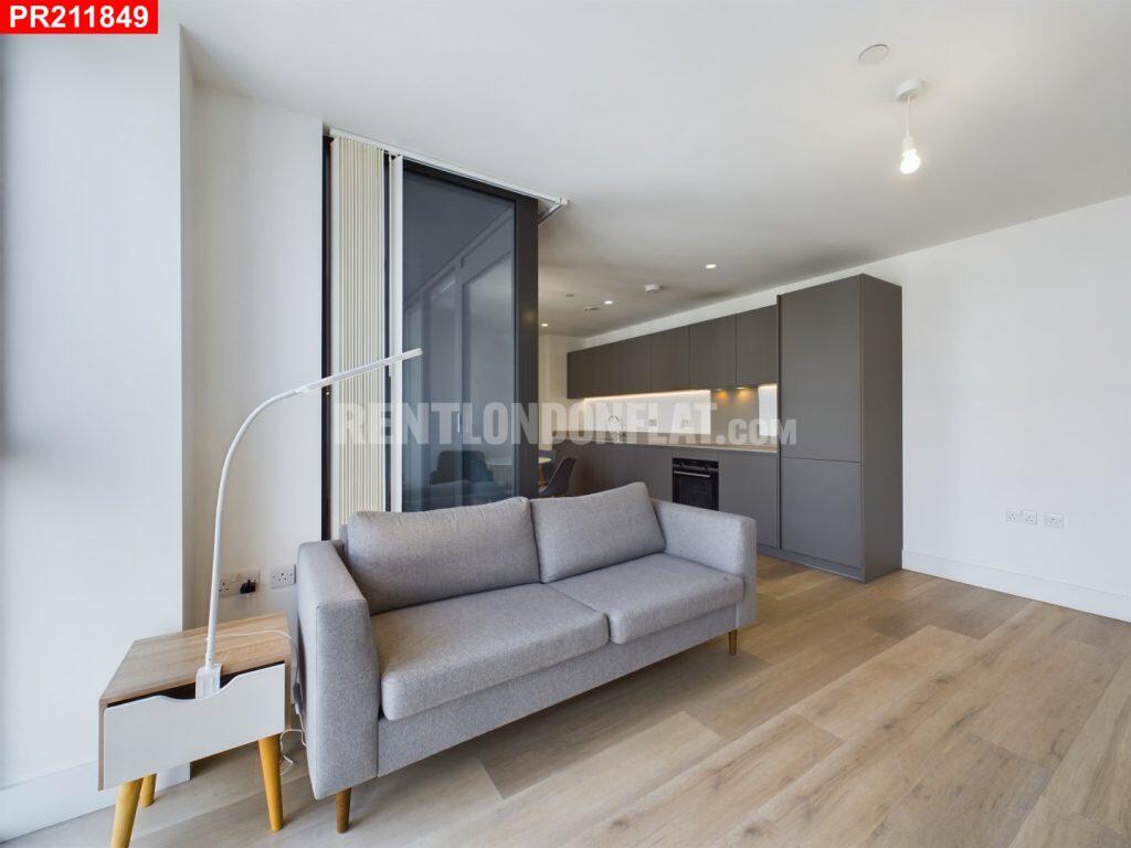 Main image of property: Stratford – 1 Bedroom Flat