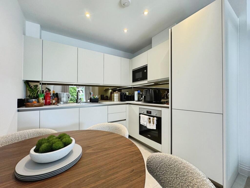 Main image of property: Aspen Road, High Wycombe, Buckinghamshire
