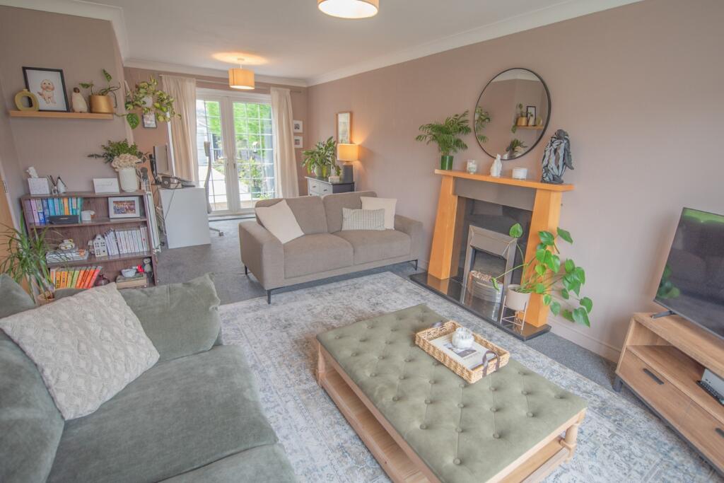 204 Moorview Way, Skipton, BD23 2TN photo 3