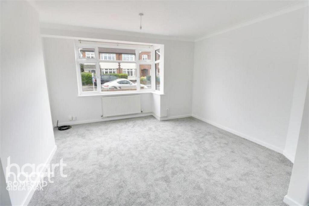 House in London - View 5
