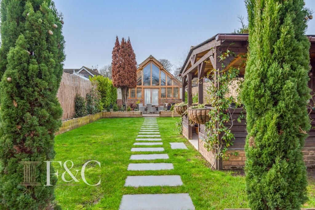 Main image of property: Amwell Lane, SG12