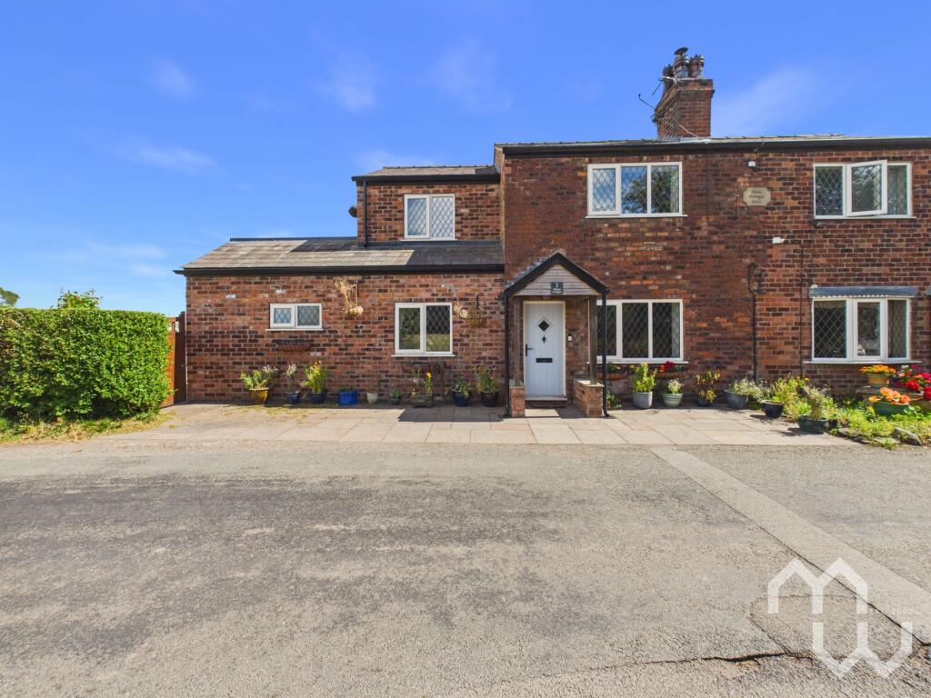 Main image of property: Long Moss Lane, Whitestake, PR4