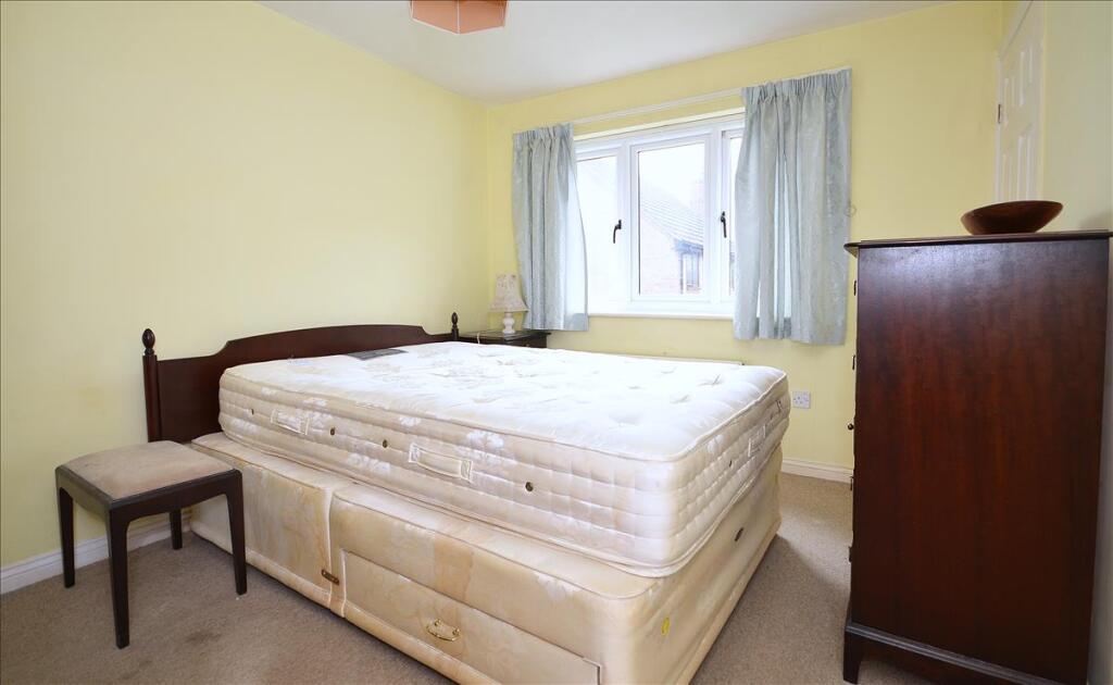 House in Northamptonshire, Thrapston - More