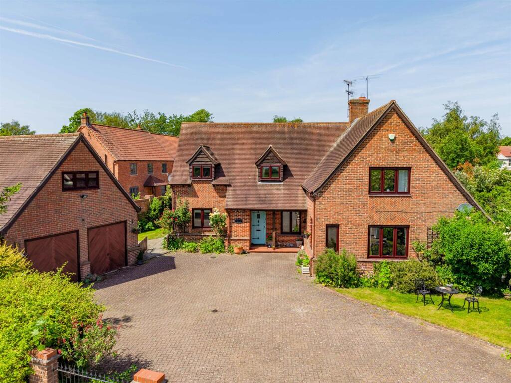 Main image of property: Aslockton Road, Scarrington