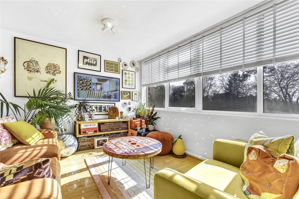 Main image of property: Druid Woods, Avon Way, Bristol, BS9