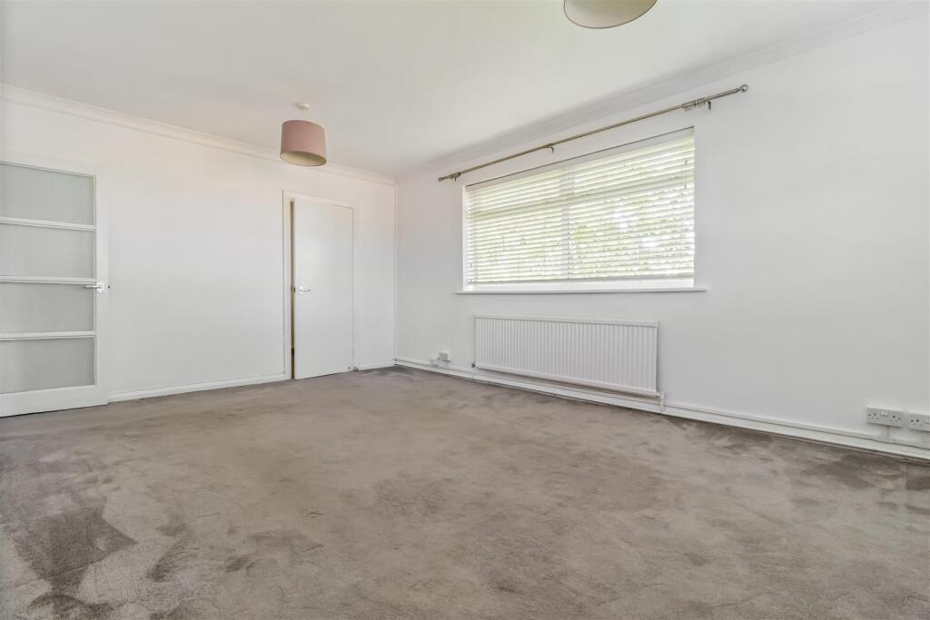 Apartment in Worthing, Goring-by-Sea - View 3