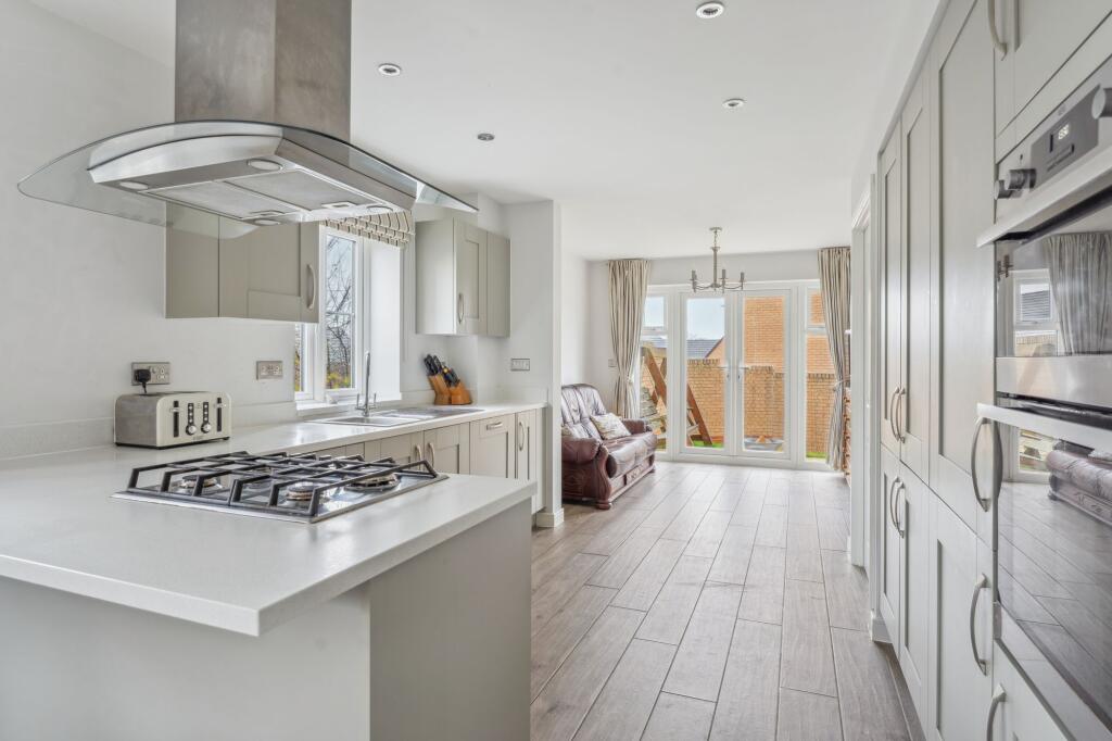 House in West Oxfordshire, North Leigh - View 2