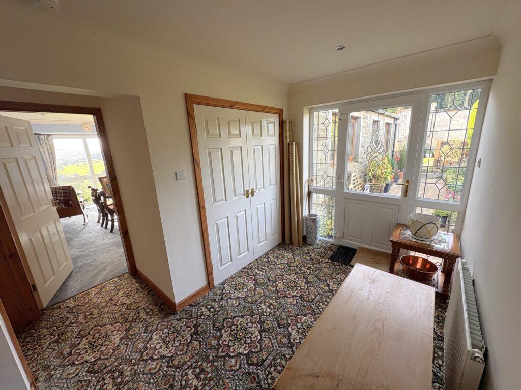 3 Bedroom Bungalow for Sale – High Croft, Hodge Lane, Barnoldswick, BB18 5HF photo 4
