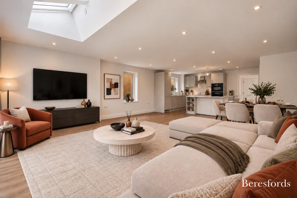 House in Brentwood, Essex - View 4