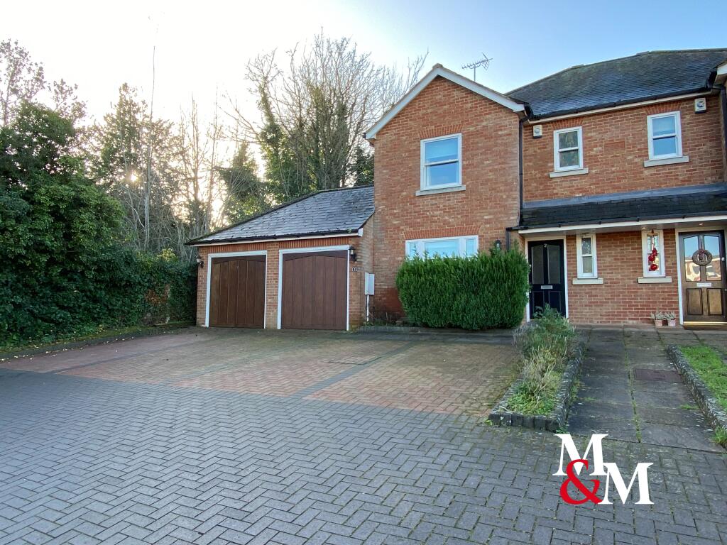 Main image of property: 2 CHURCH GREEN MEWS