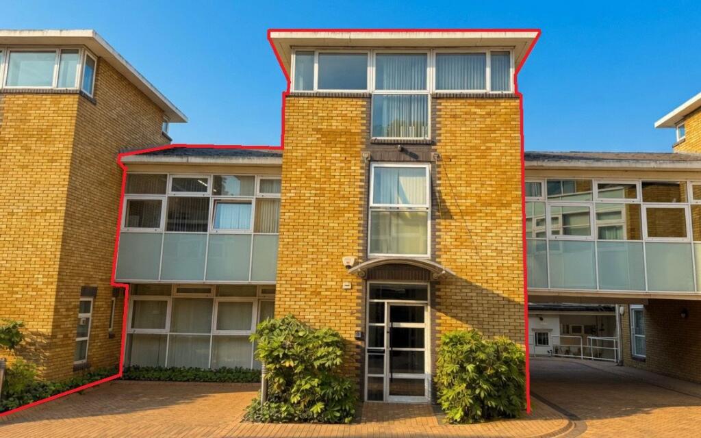 Main image of property: Unit 3 Hampstead Gate, 1A Frognal, Hampstead, London, NW3 6AL