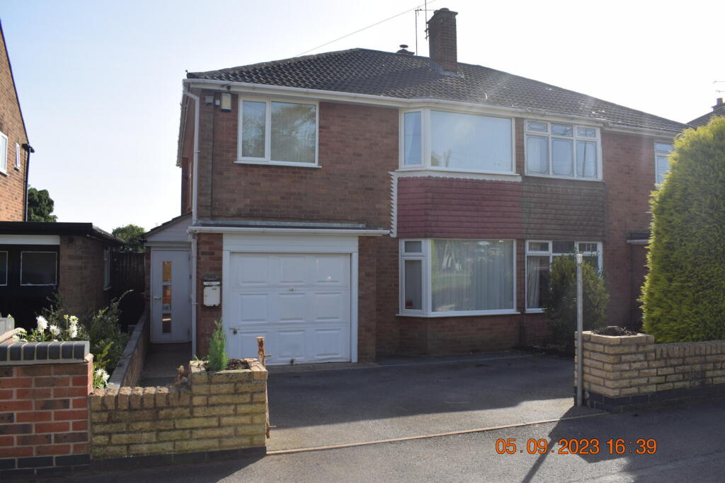 Main image of property: 367 Camphill Road, Nuneaton