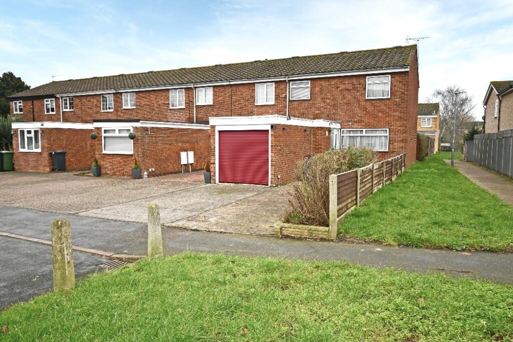 Main image of property: Silverfield, Broxbourne, Hertfordshire, EN10