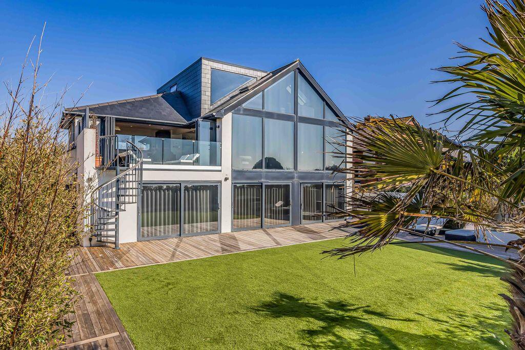 Main image of property: The Glasshouse Driftwood Gardens, Southsea