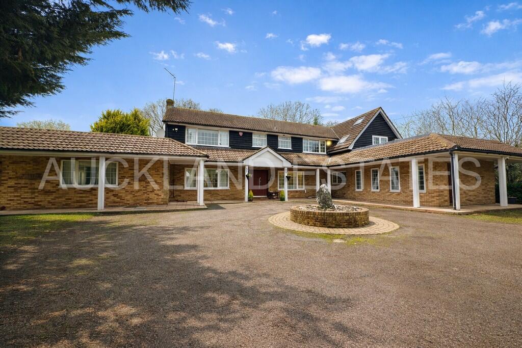 Main image of property: Foxes Lane, Brookmans Park, AL9