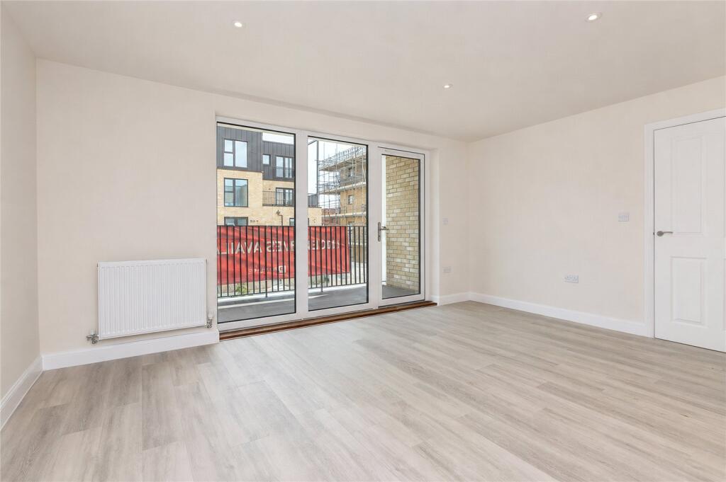 Apartment in Cambridge - View 3