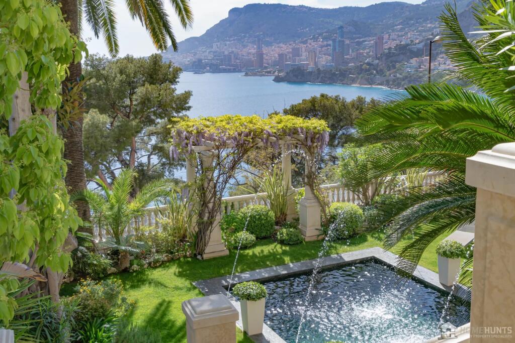 Main image of property: Provence-Alps-Cote d`Azur, Alpes-Maritimes, Roquebrune-Cap-Martin