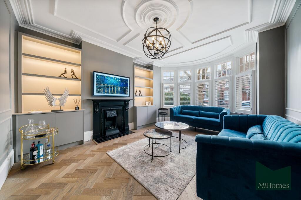Main image of property: Oakfield Road, London, N14