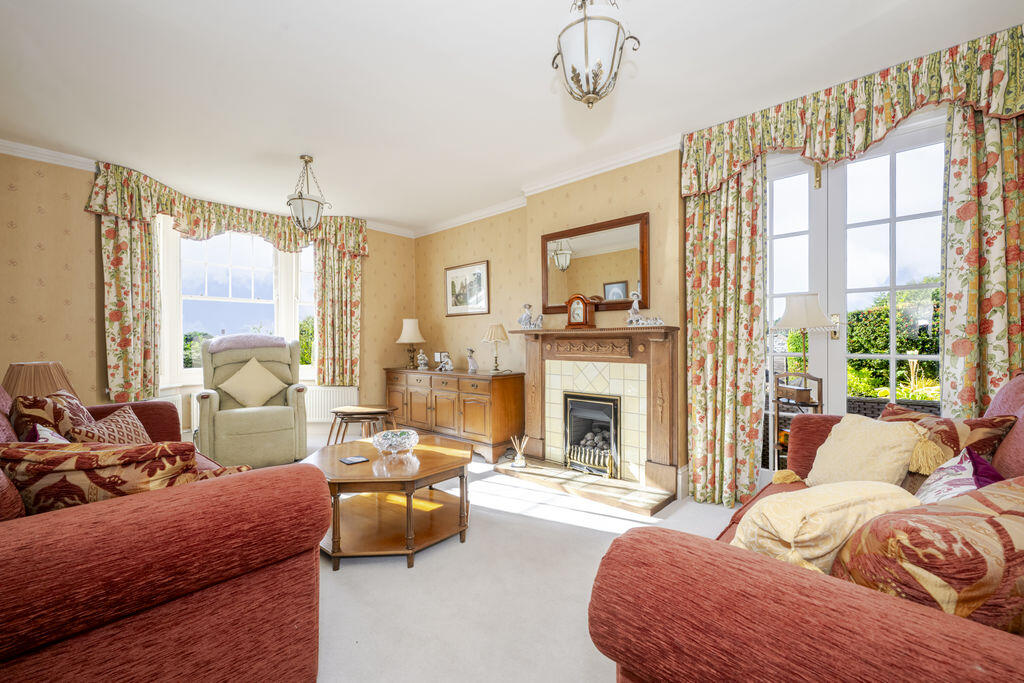 House in Tonbridge - View 2