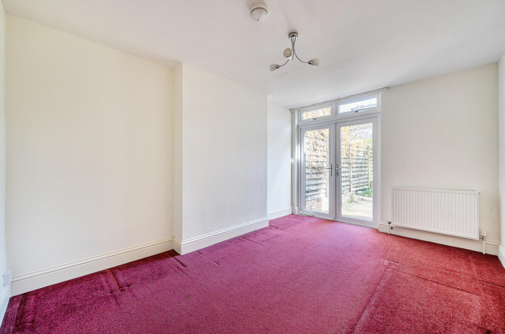 Apartment in London, Lonesome, Mitcham - View 4