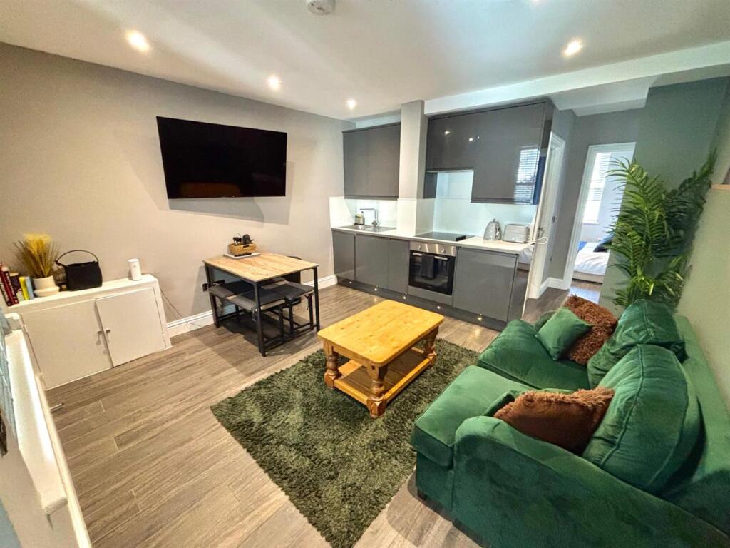 1 bedroom apartment for rent