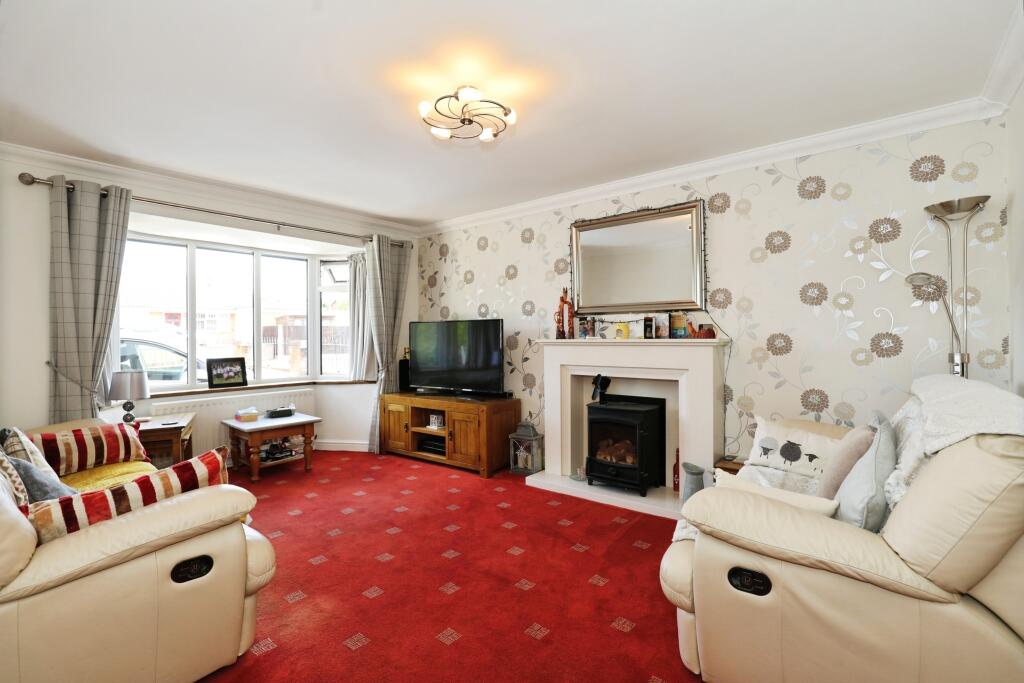 House in Stoke-on-Trent - View 2