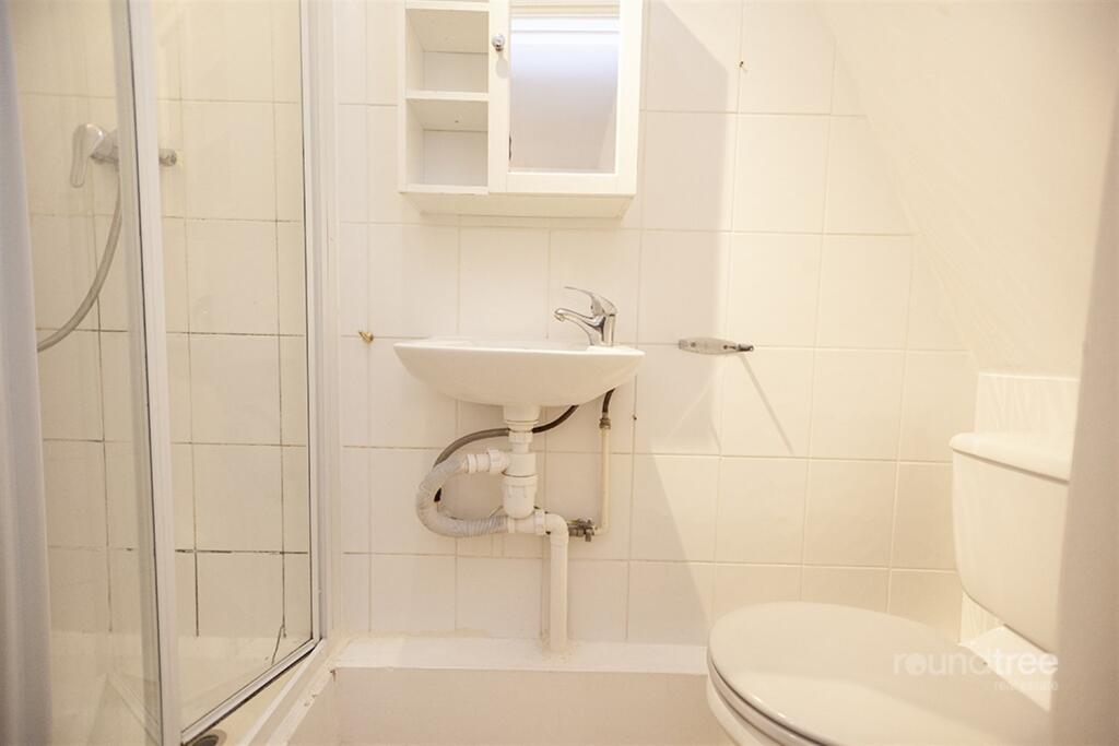 Apartment in London - More
