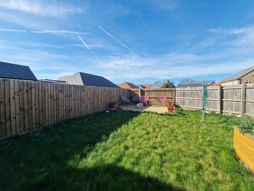 Endeavour Way, Burnham-on-Crouch, Essex, CM0 photo 2