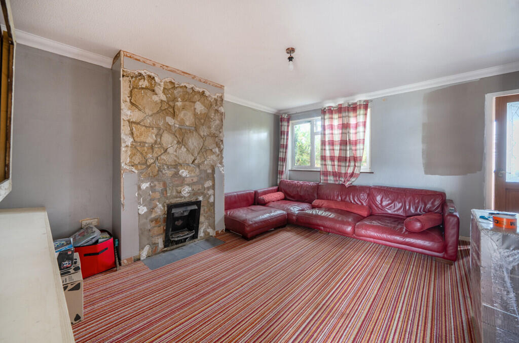 House in Long Buckby - View 3