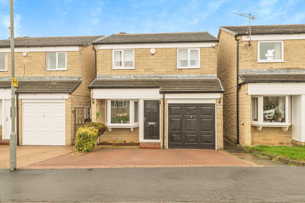 Main image of property: Tudor Way, Thornhill Lees, Dewsbury