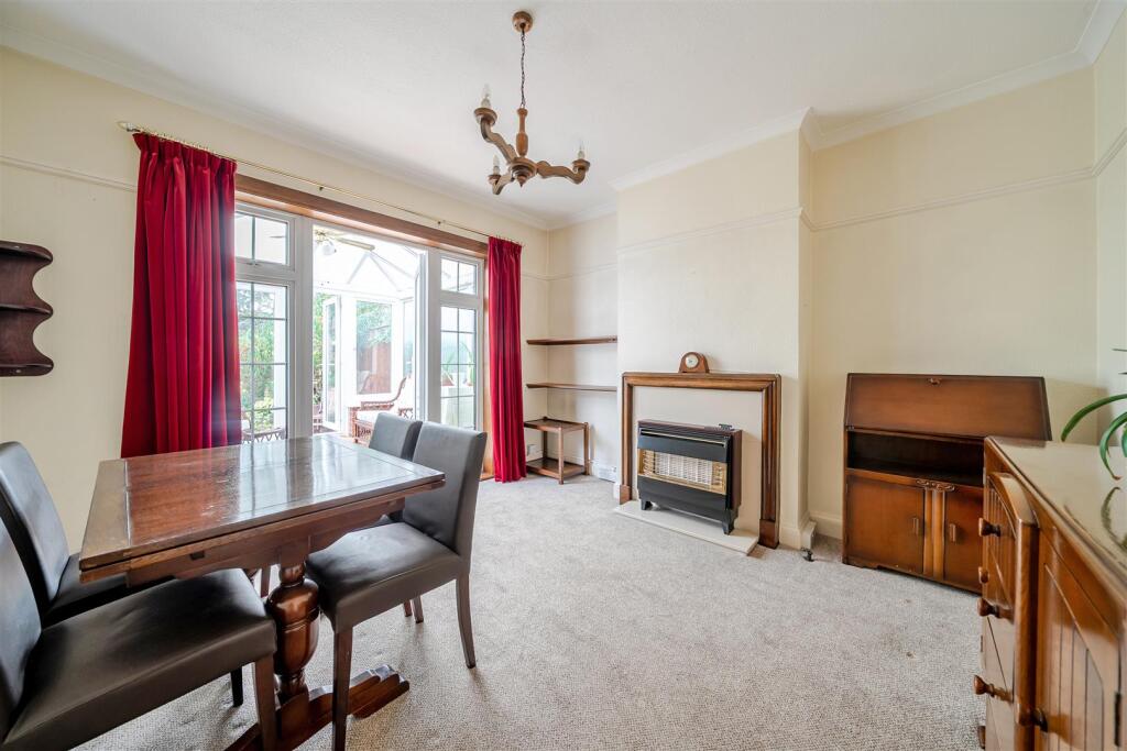 House in Orpington, Poverest, Petts Wood - View 5