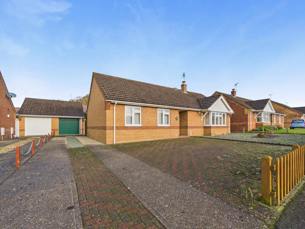 3-bed bungalow on Greenwich Close, Downham Market, PE38, £320,000