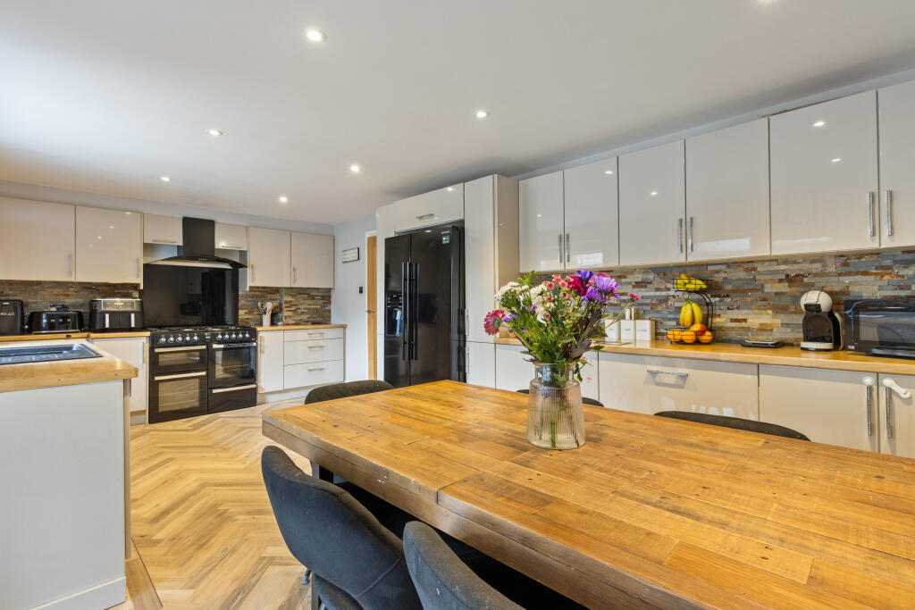 House in Doncaster - View 2